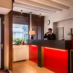 Hotel Suzie Blue Parigi