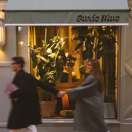 Suzie Blue Hotel París